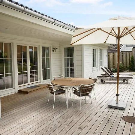 New And Cozy House By The And Forest Hornbæk