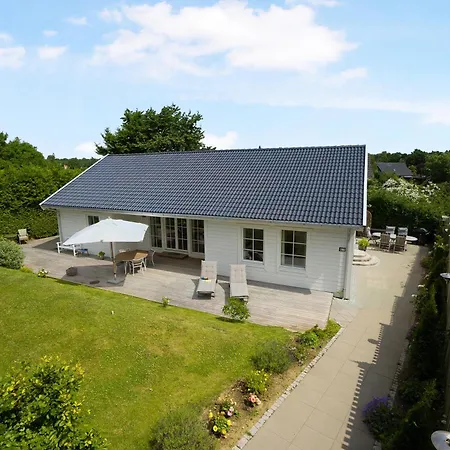 Casa vacanze New And Cozy House By The And Forest