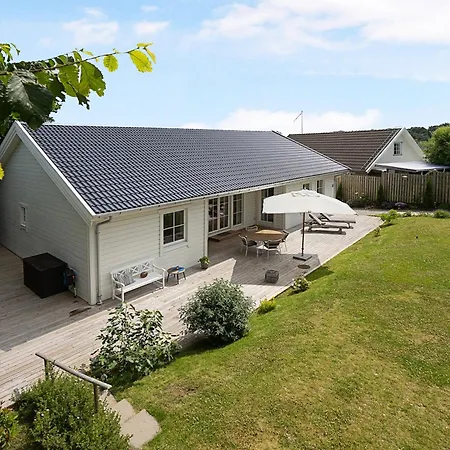 New And Cozy House By The And Forest Hornbæk